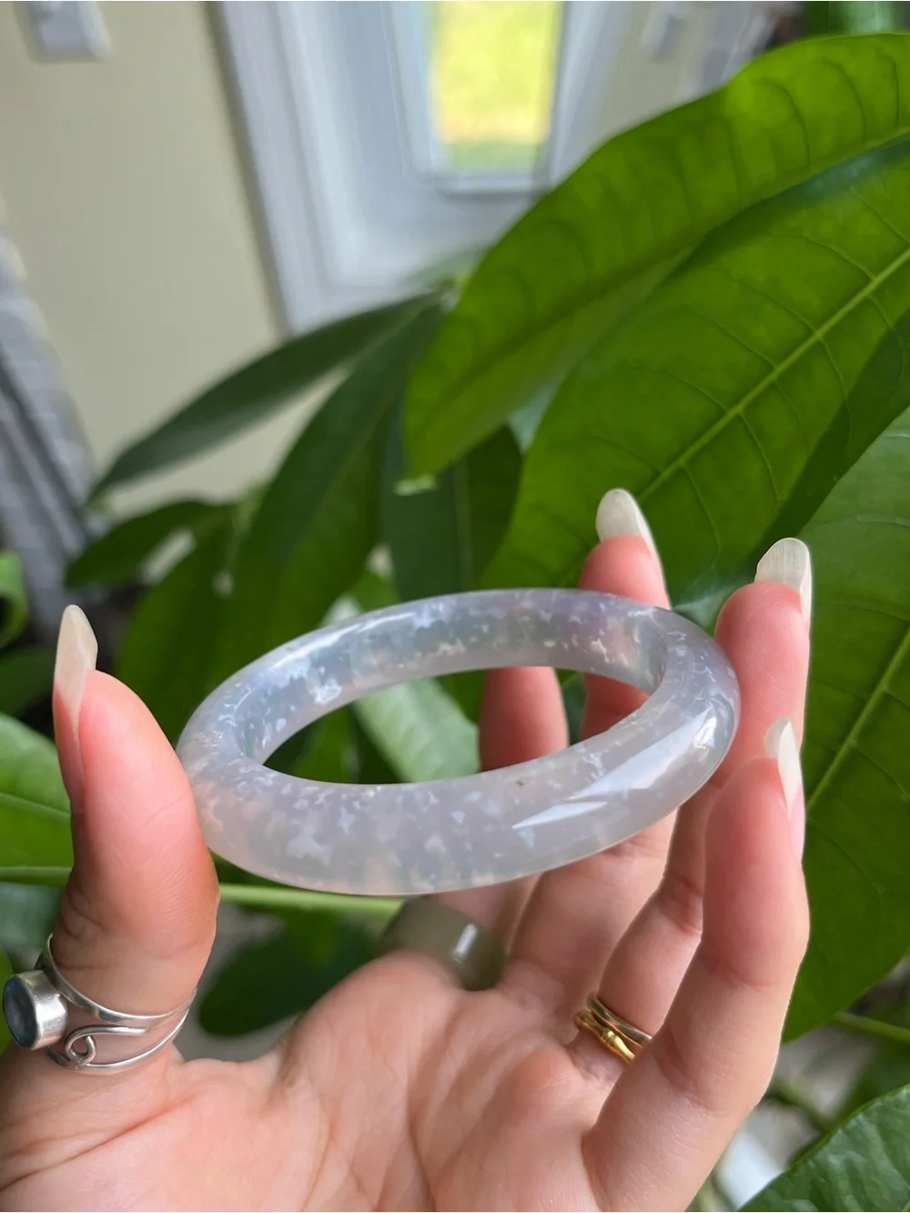 Natural Brazilian Agate Bangle Bracelet Icy Grey Snowstorm - XS D: 49.0-49.1mm